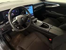 Renault Austral (2023) thumbnail 23