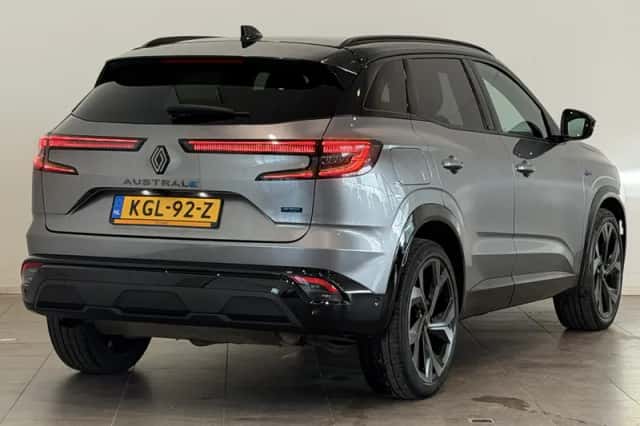 Renault Austral (2023) thumbnail 2