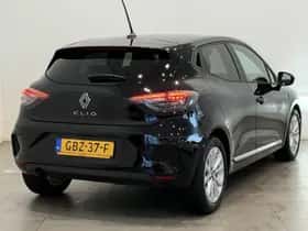 Renault Clio (2024) thumbnail 2