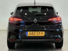 Renault Clio (2024) thumbnail 17