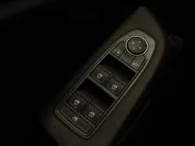 Renault Clio (2024) thumbnail 18