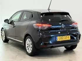 Renault Clio (2024) thumbnail 6
