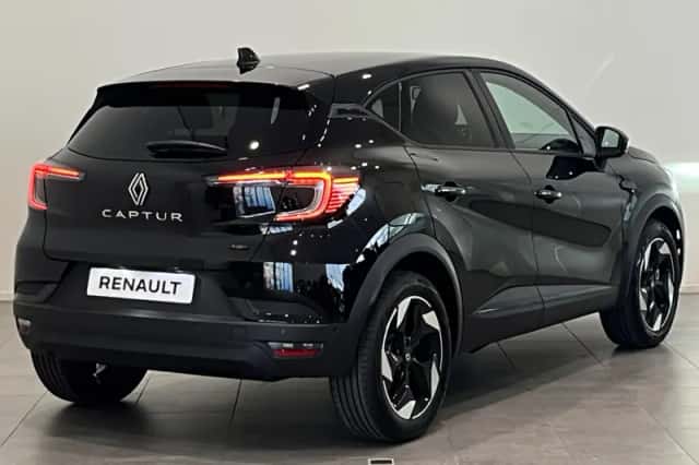 Renault Captur (2026) thumbnail 2