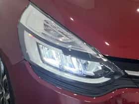 Renault Clio (2018) thumbnail 23