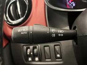 Renault Clio (2018) thumbnail 32