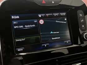 Renault Clio (2018) thumbnail 35