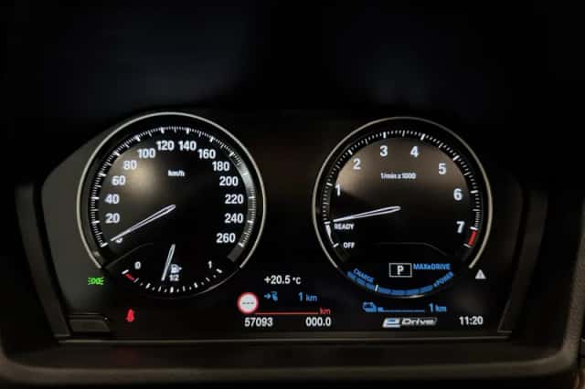 BMW X1 (2022) thumbnail 4