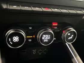 Renault Clio (2021) thumbnail 13