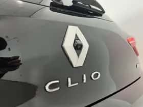 Renault Clio (2021) thumbnail 32