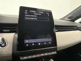 Renault Clio (2021) thumbnail 37
