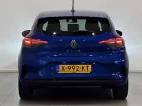 Renault Clio (2023) thumbnail 17
