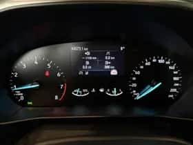 Ford Focus (2024) thumbnail 4