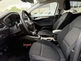 Ford Focus (2024) thumbnail 7