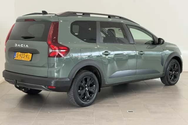 Dacia Jogger (2023) thumbnail 2