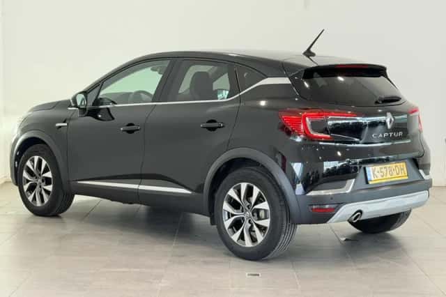 Renault Captur (2020) thumbnail 6
