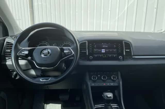 Škoda Karoq (2021) thumbnail 3