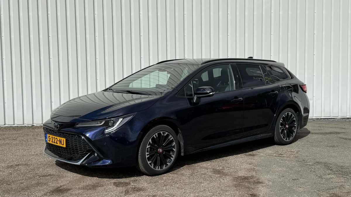Toyota Corolla (2022) — foto 1
