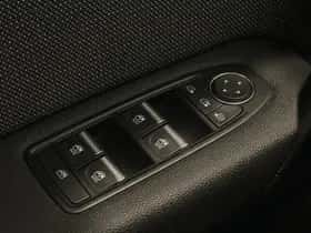 Renault Captur (2024) thumbnail 17