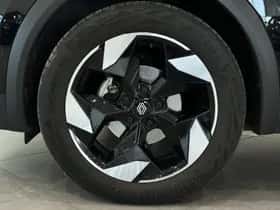 Renault Captur (2024) thumbnail 23