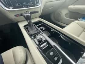 Volvo V60 (2019) thumbnail 26