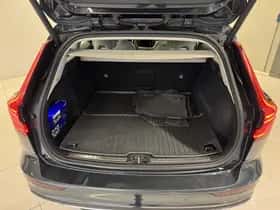 Volvo V60 (2019) thumbnail 9