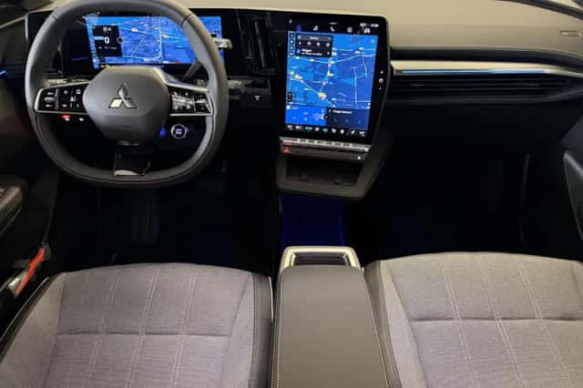 Mitsubishi Eclipse Cross (2026) thumbnail 3