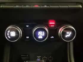 Renault Captur (2021) thumbnail 4