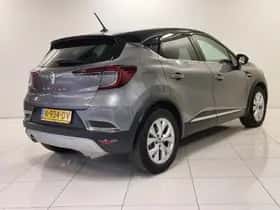 Renault Captur (2021) thumbnail 5