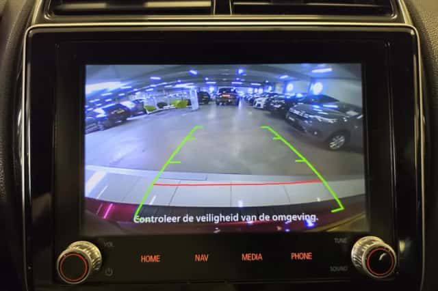 Mitsubishi ASX (2020) thumbnail 3