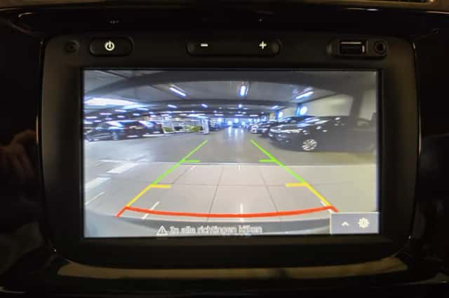 Dacia Spring (2022) thumbnail 3