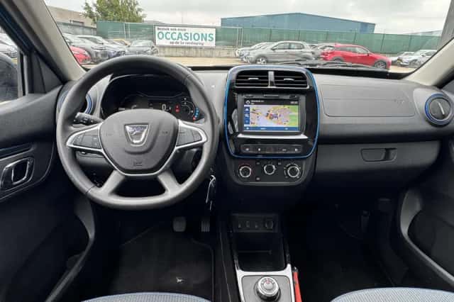 Dacia Spring (2022) thumbnail 3