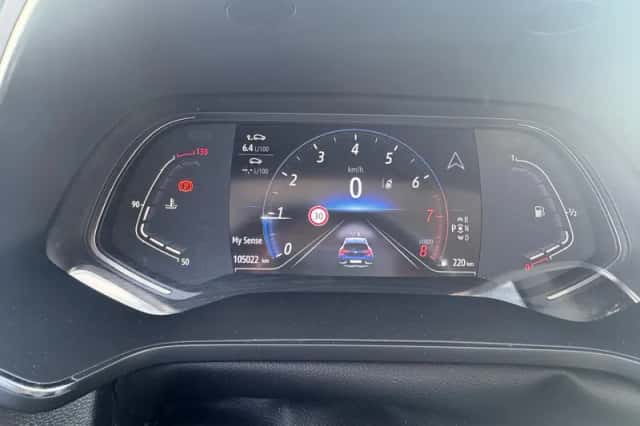 Renault Captur (2020) thumbnail 4