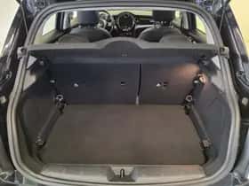 MINI Cooper (2023) thumbnail 13