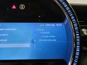 MINI Cooper (2023) thumbnail 30