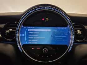 MINI Cooper (2023) thumbnail 37