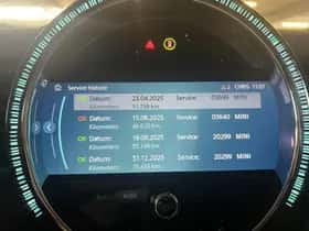 MINI Cooper (2023) thumbnail 39