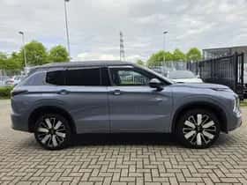 Mitsubishi Outlander (2025) thumbnail 21