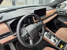 Mitsubishi Outlander (2025) thumbnail 40