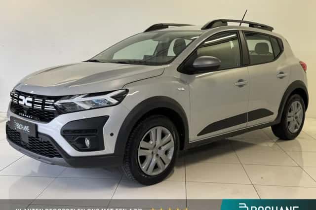 Dacia Sandero Stepway (2023) thumbnail 1