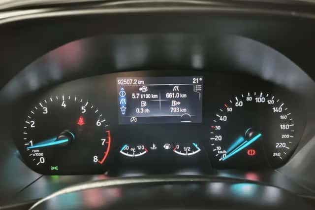 Ford Focus (2023) thumbnail 4