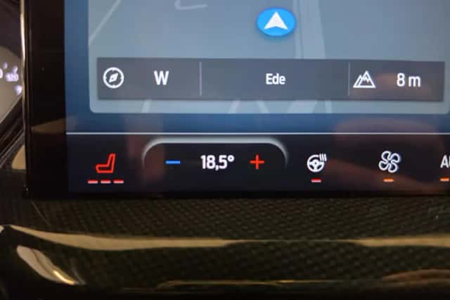 Ford Focus (2023) thumbnail 2