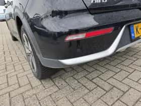 Kia Niro (2018) thumbnail 15