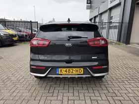 Kia Niro (2018) thumbnail 20
