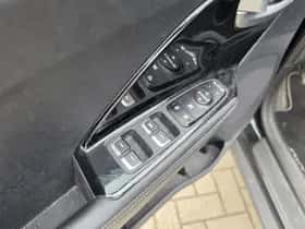 Kia Niro (2018) thumbnail 21