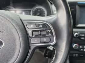 Kia Niro (2018) thumbnail 4