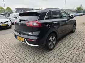 Kia Niro (2018) thumbnail 5