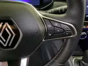 Renault Clio (2024) thumbnail 25