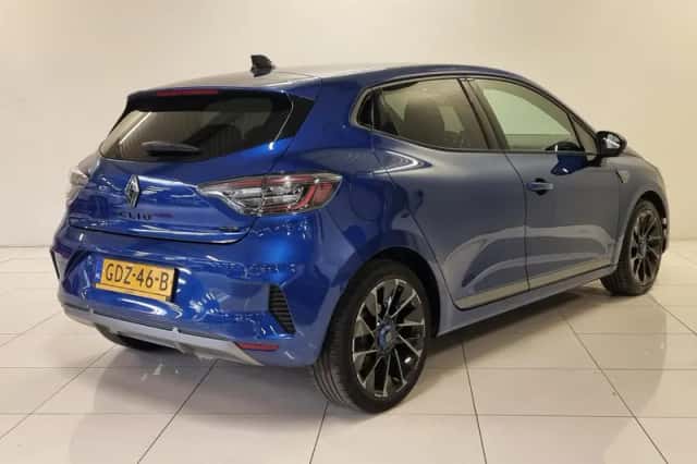 Renault Clio (2024) thumbnail 5