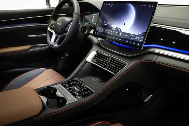 BYD Seal U (2026) thumbnail 3
