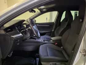 Škoda Octavia (2021) thumbnail 11